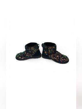 Sequin Embellished Boots Ugg ankle high boots in black leather and fur